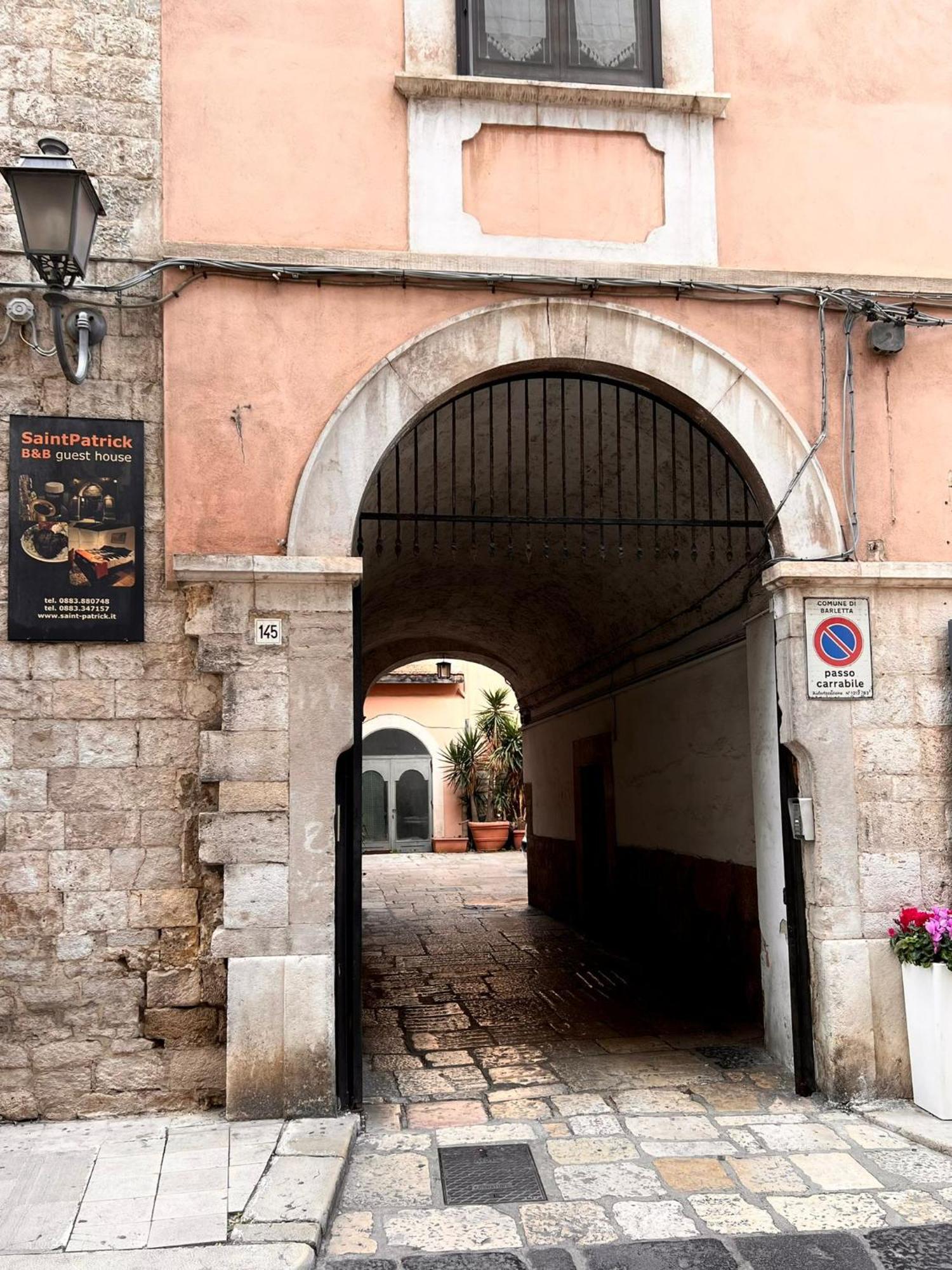 Saint Patrick Guest House Barletta Dış mekan fotoğraf
